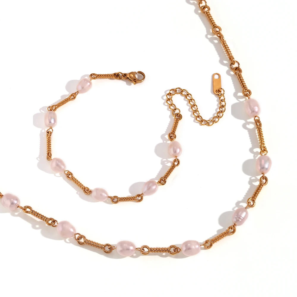Pearl Lineage Necklace