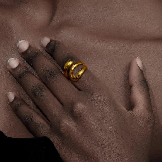 Luxe Loop Ring