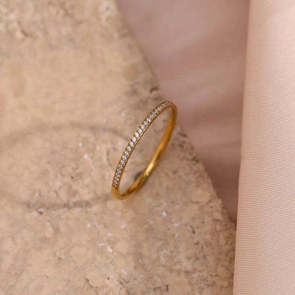 Lumina Delicate Ring
