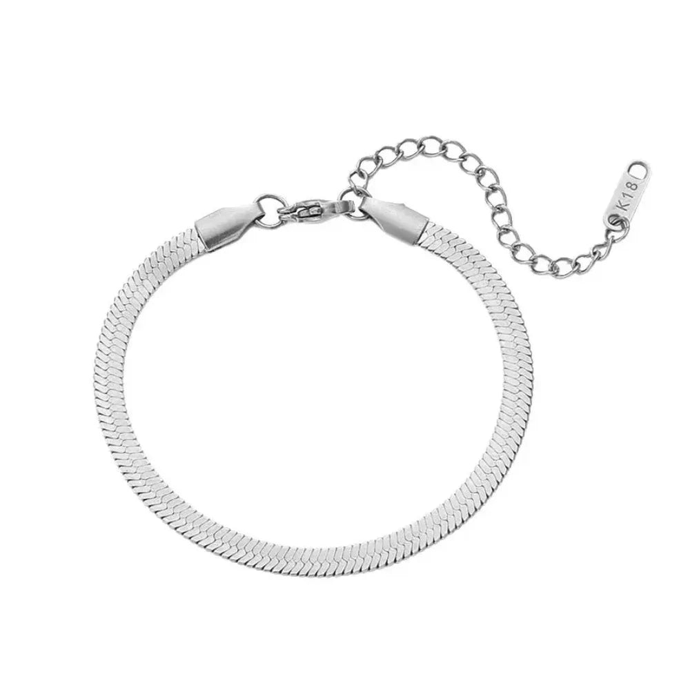 Sleek Line Snake Chain Bracelet silver
