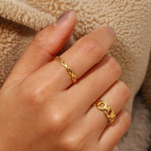 soft entwine ring on finger
