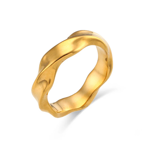 Luxe Twist Ring