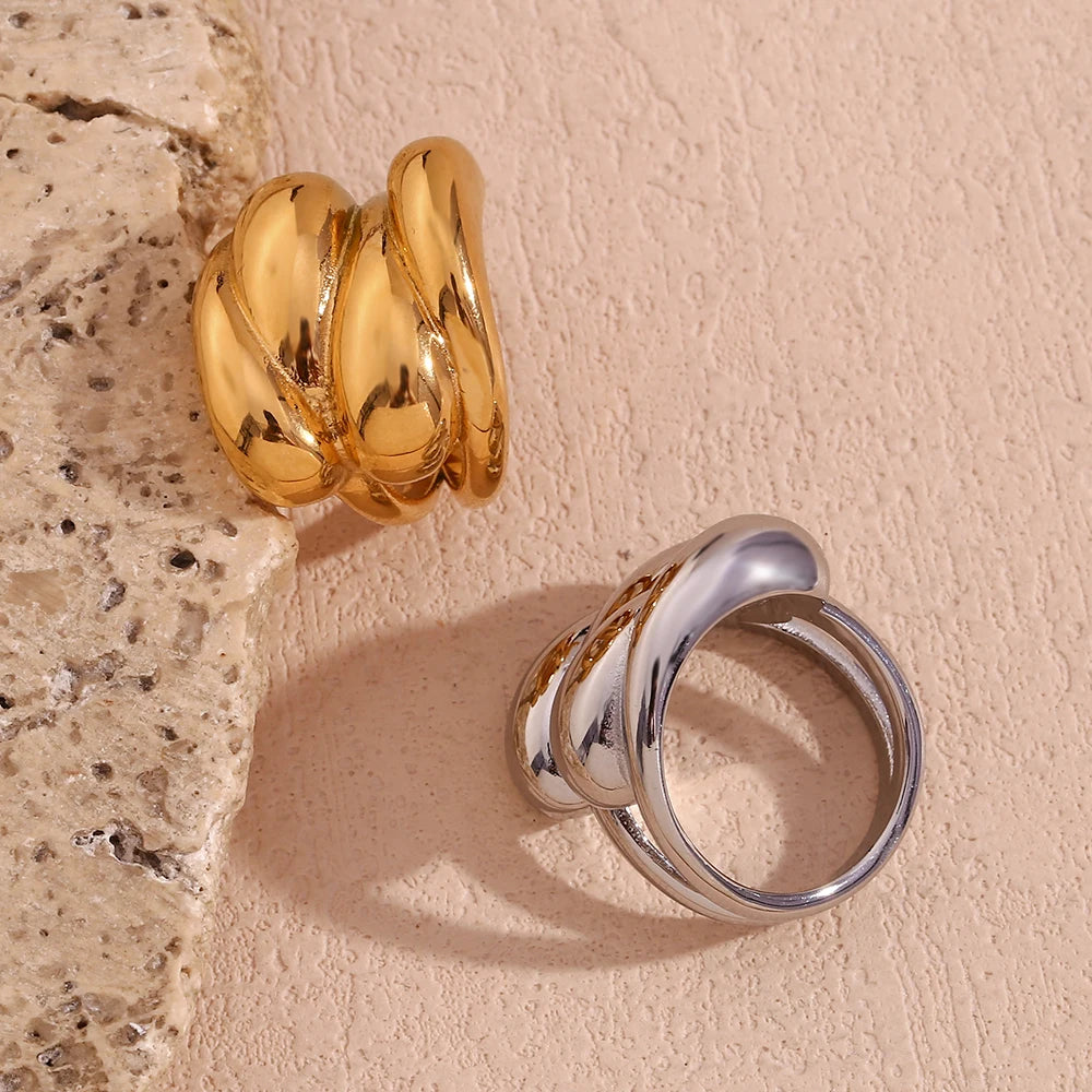 Bold Fusion Ring in gold and silver