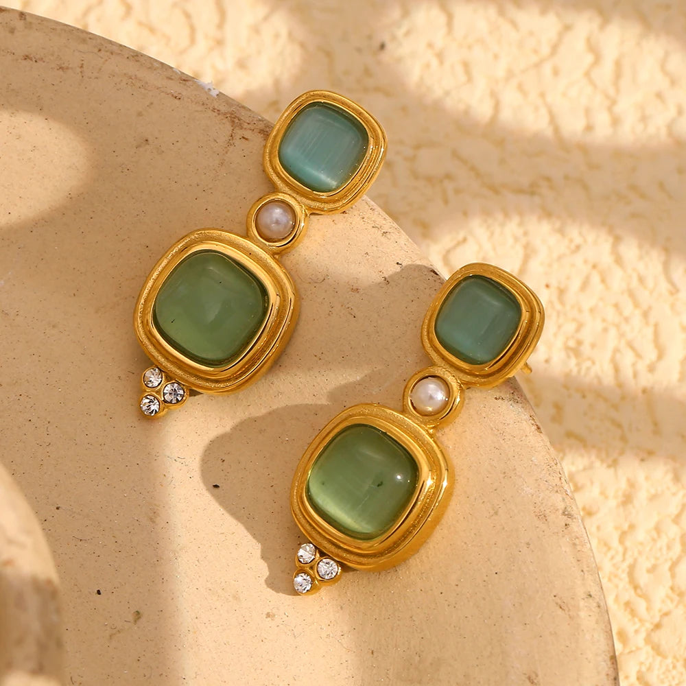Garden of Eden gold Earrings with cats eye crystal
