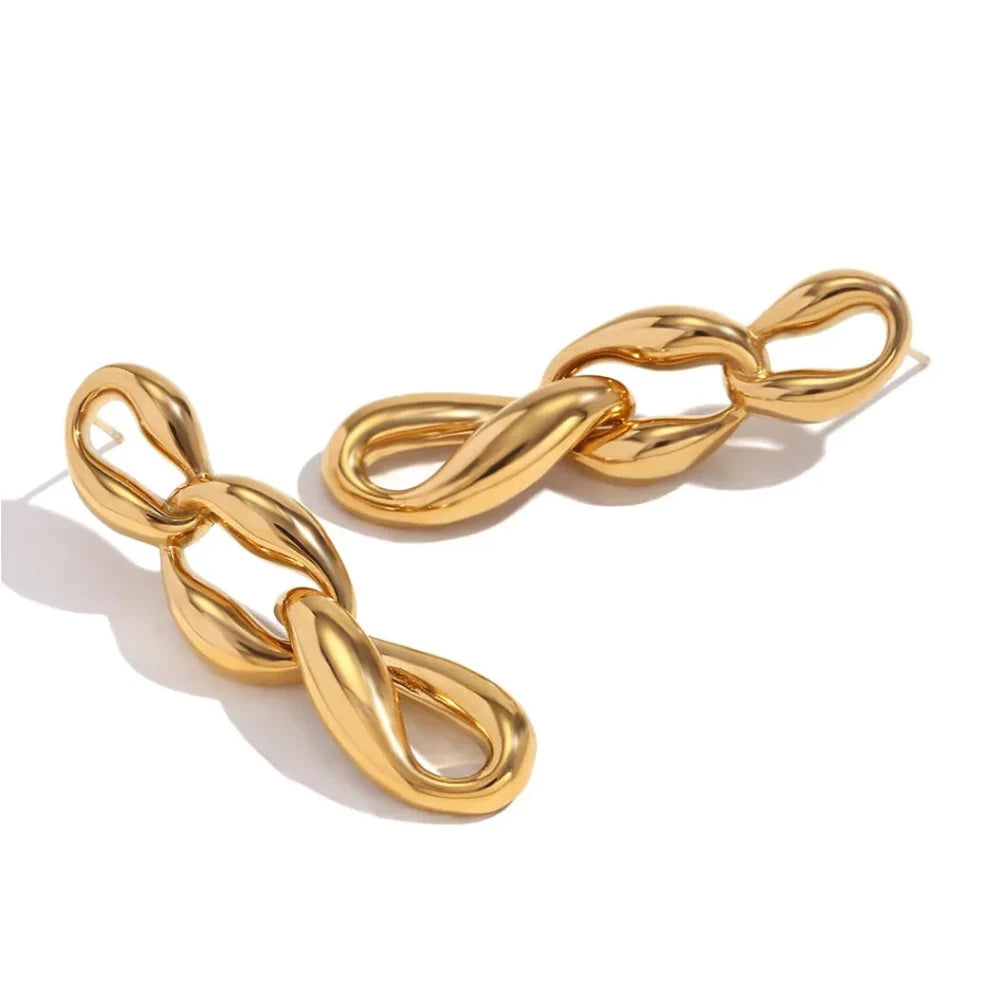 Glamlinks Earrings in gold