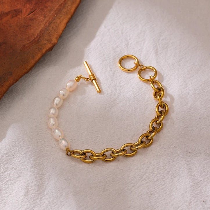 Pearlessence Bracelet