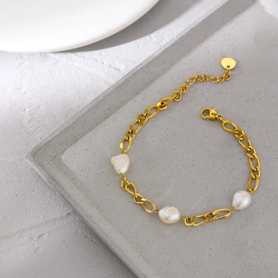 Trinity of Pearl Bracelet