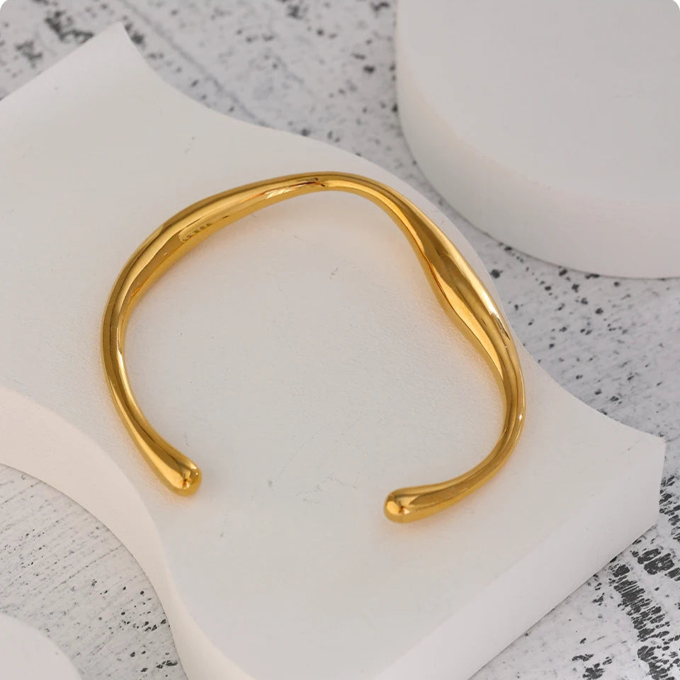 Imperfectly Perfect Bangle Bracelet