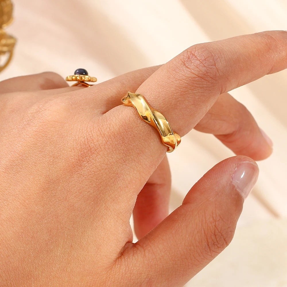 Luxe twist ring on finger
