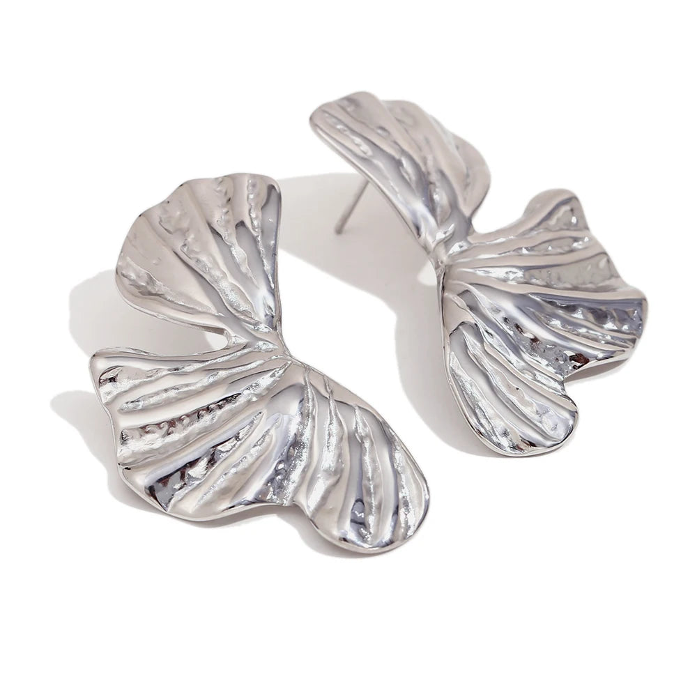 Petals of Eden in silver
