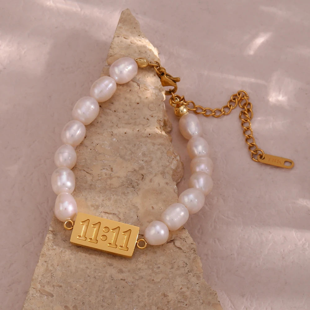 Aligned & Thriving Pearl Bracelet