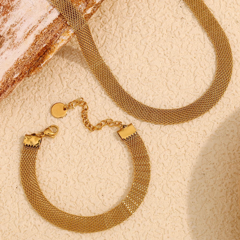 Slight Elegance Choker Necklace