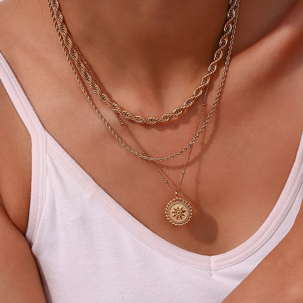 Twist and Shine Necklace