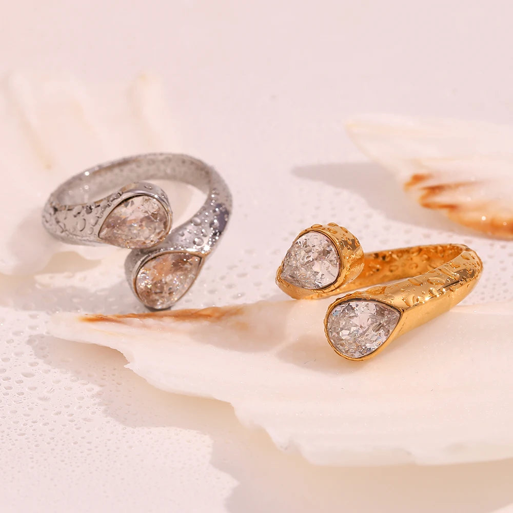 Twirl of Abundance Ring