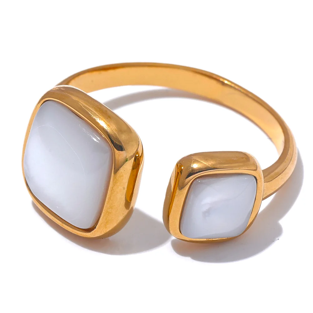 Contemporary Flair Ring