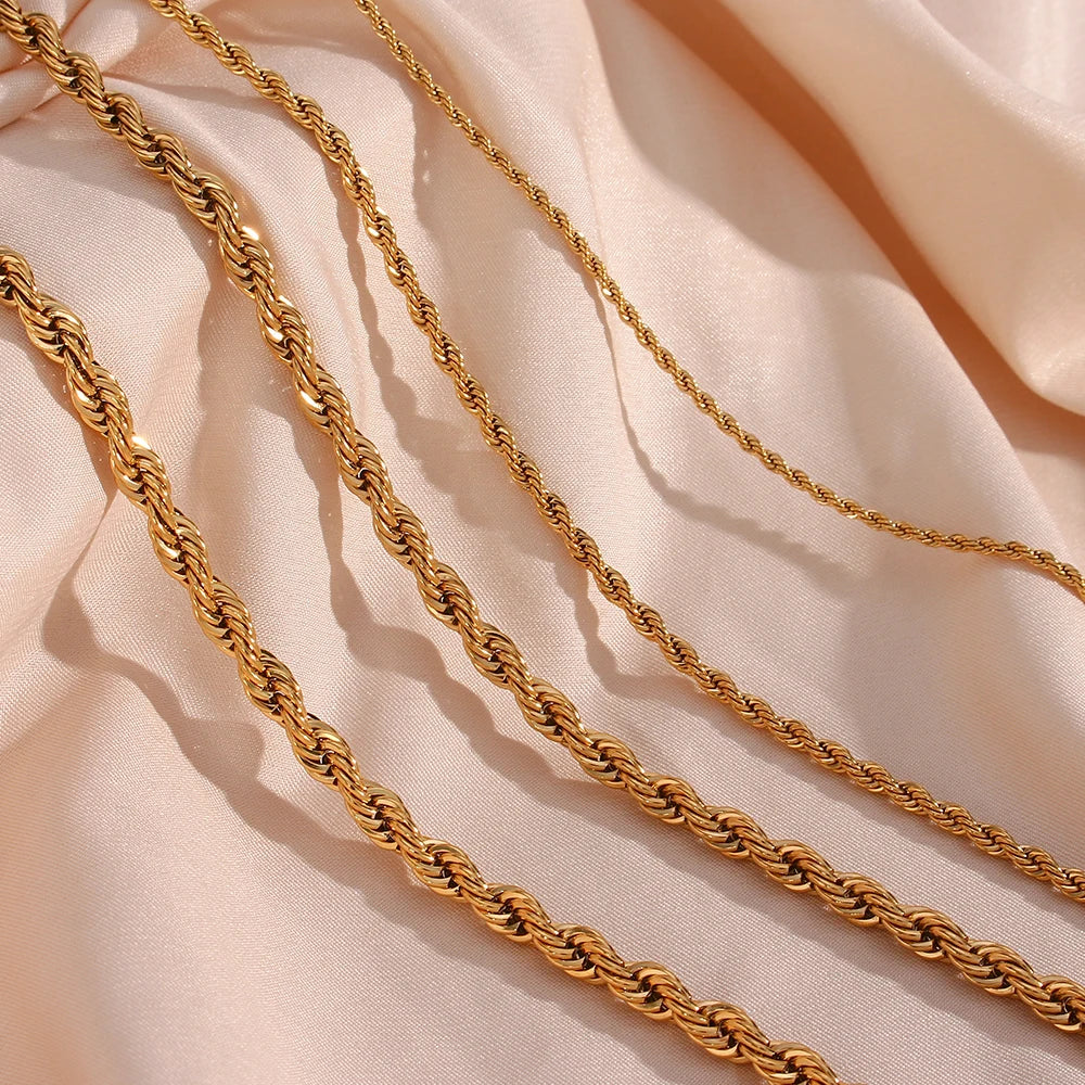 Twist and Shine Necklace