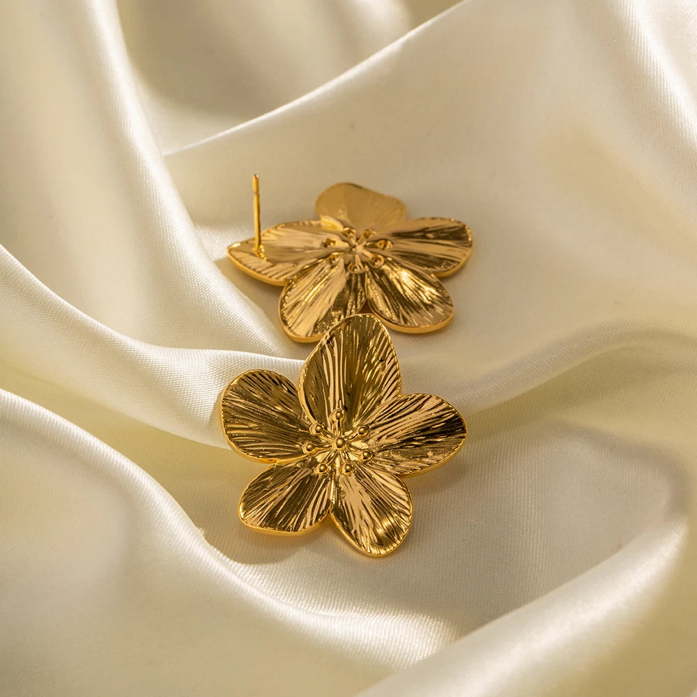 Sakura Grace Stud Earrings Backside
