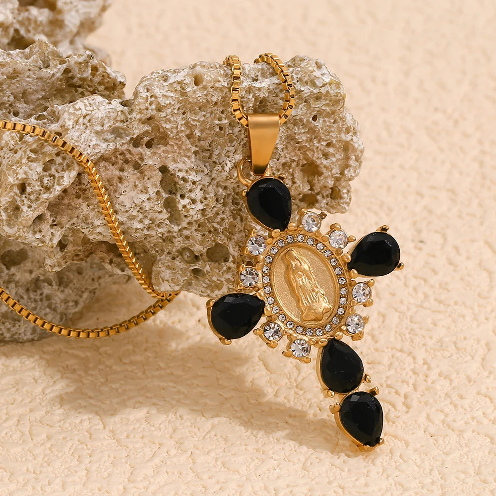 Madre Mia Necklace