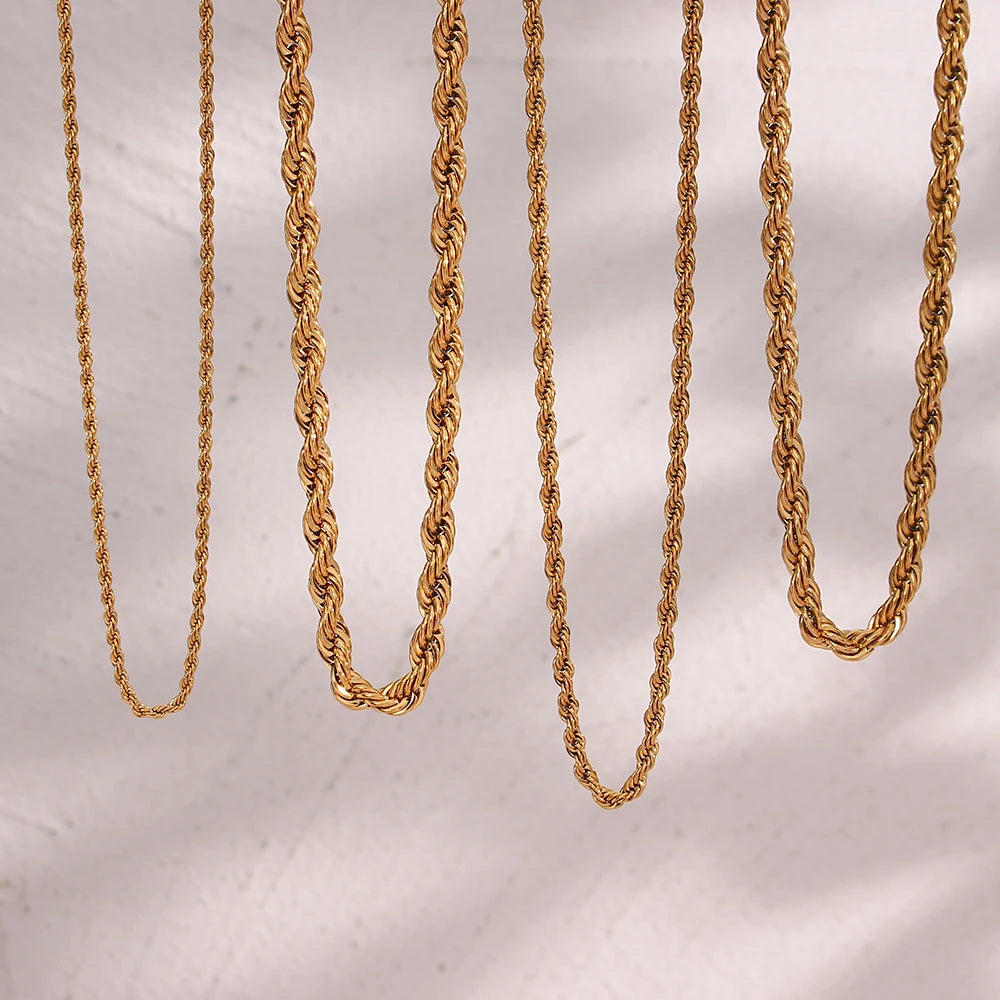 Twist and Shine Necklace