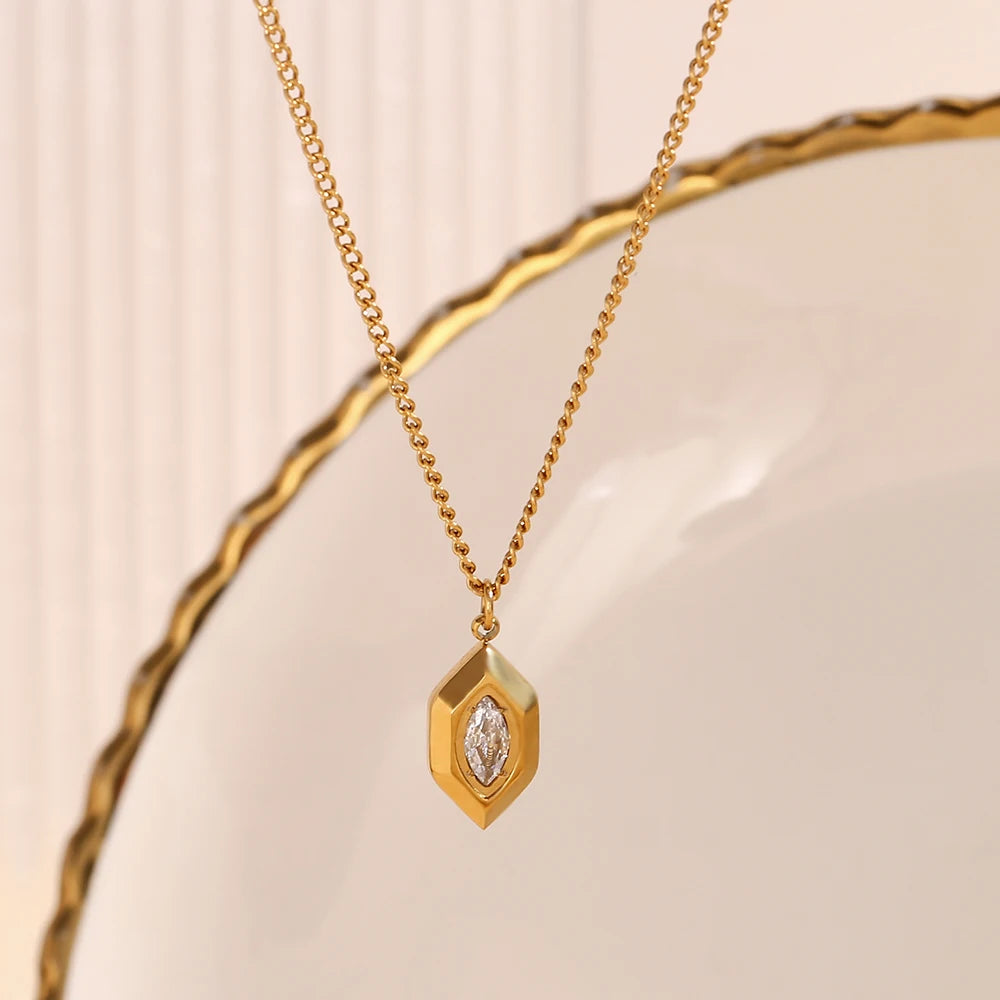 Vintage Chic Necklace