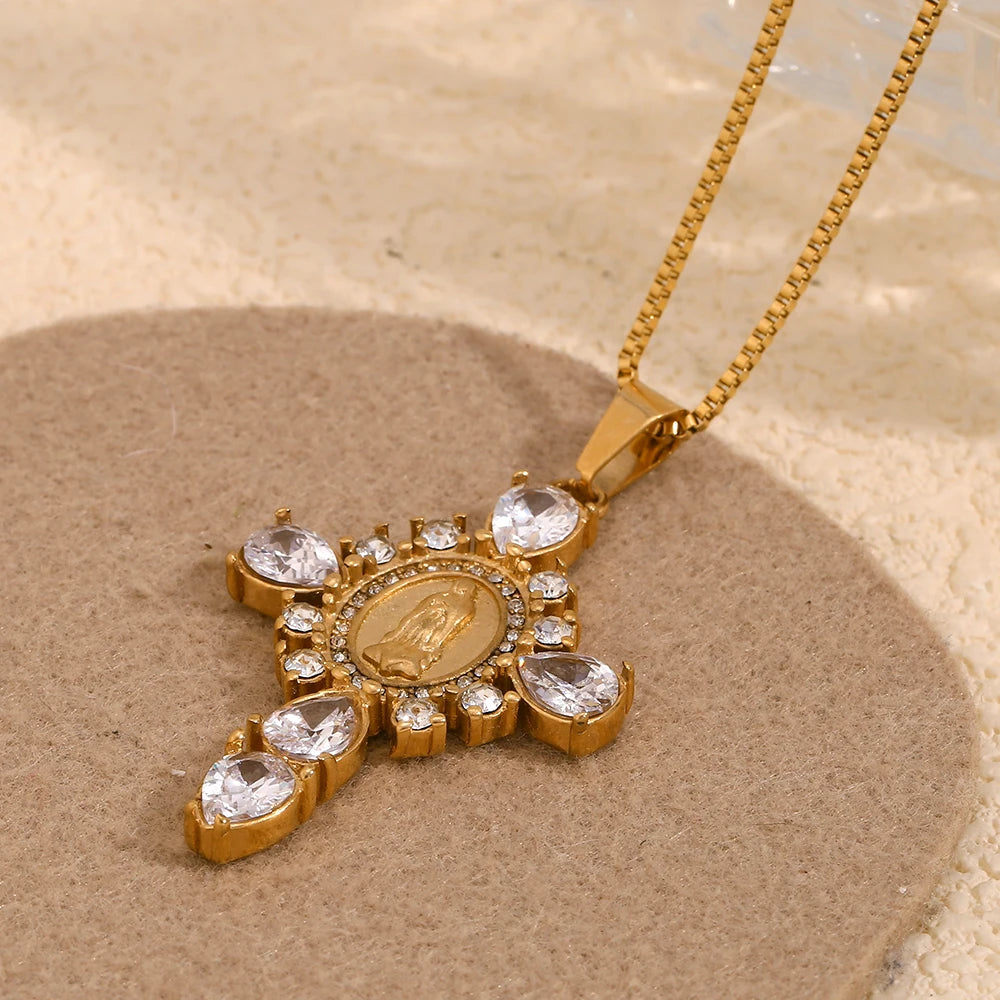 Madre Mia Necklace