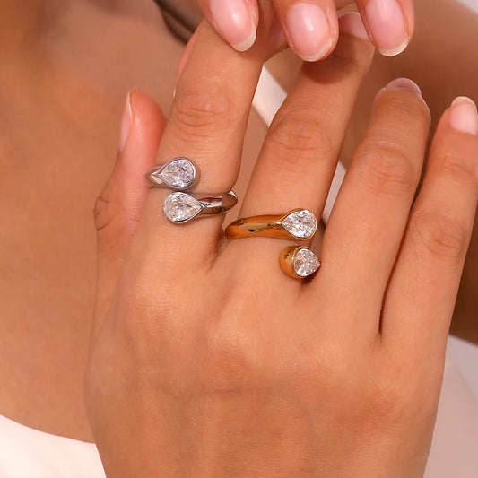 Twirl of Abundance Ring