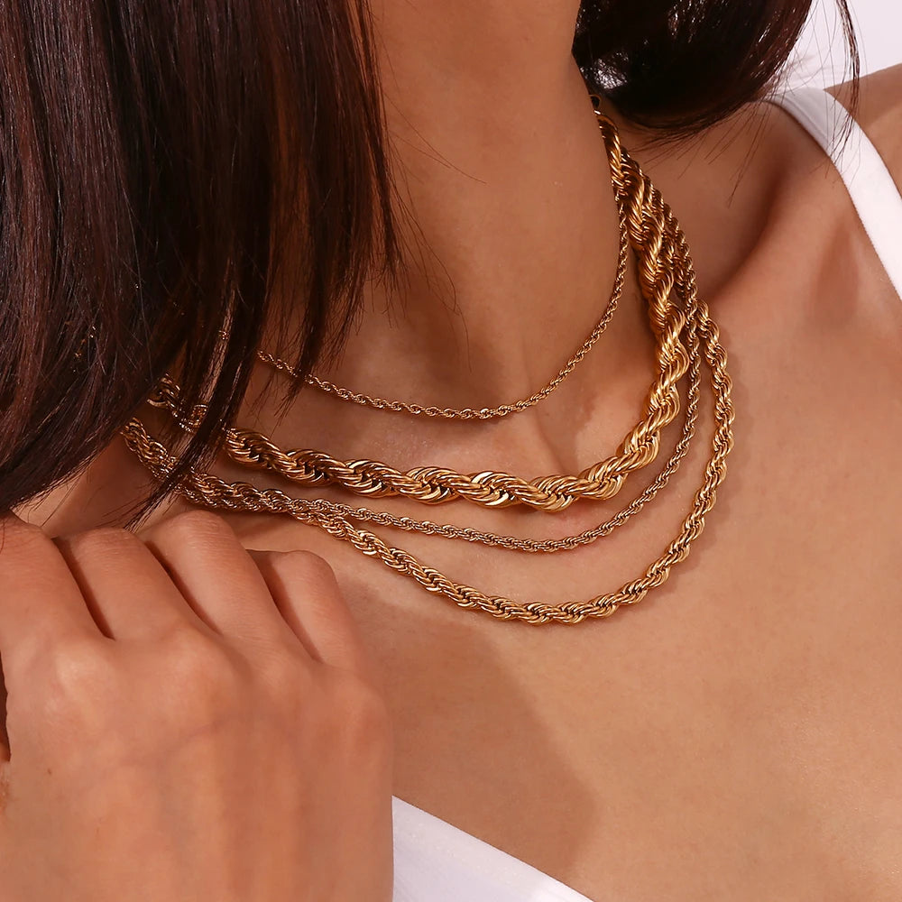 Twist and Shine Necklace
