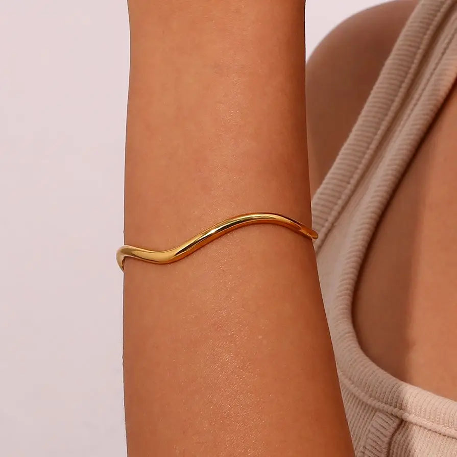 Wave Delight Bracelet on wrist